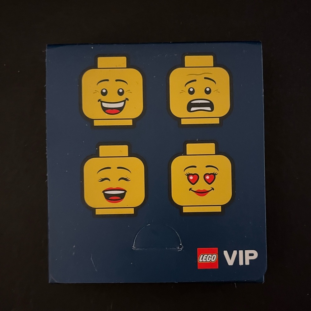 LEGO 5007623 VIP Exclusive Minifigure Heads Coasters 4 pack New *BRAND NEW*
